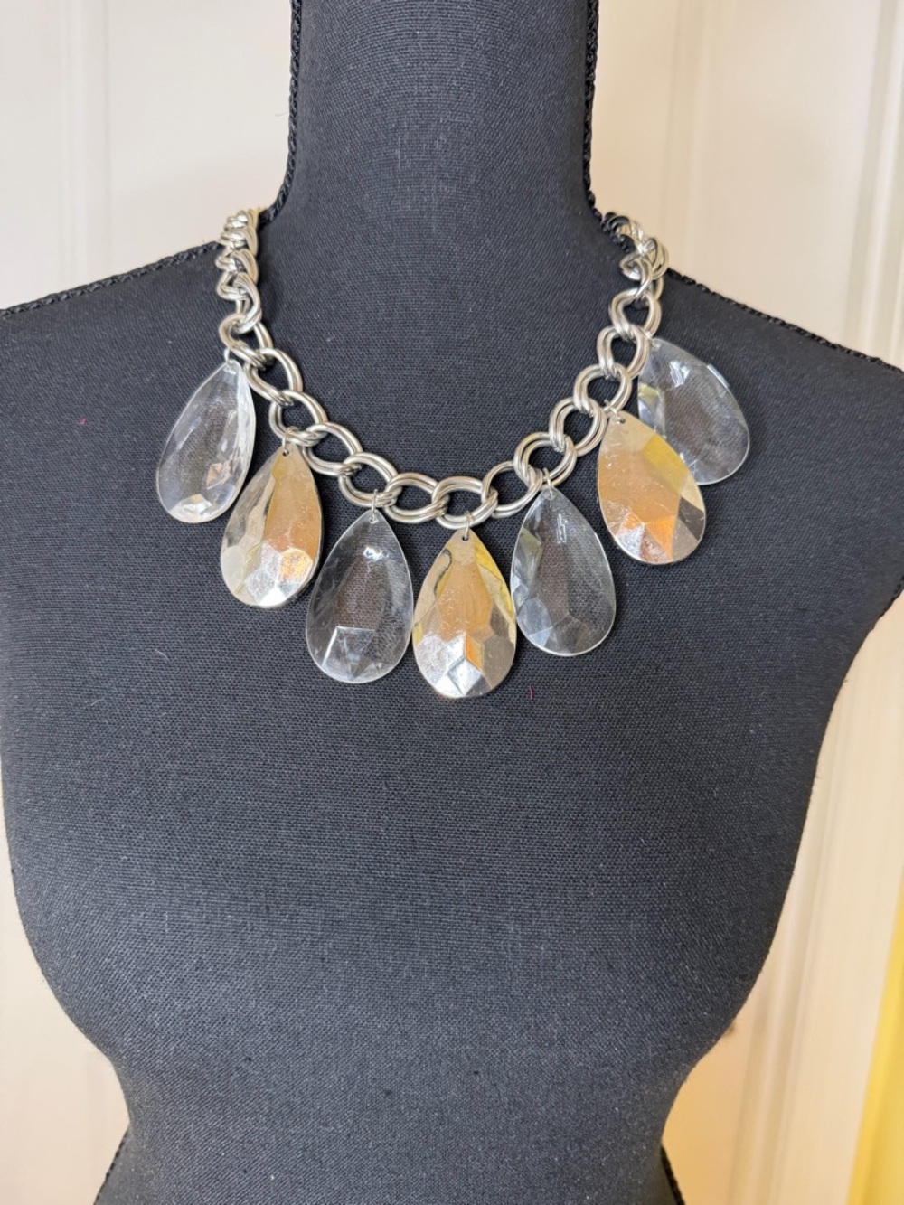 Crystal Teardrop Statement Necklace - Clear
